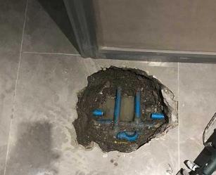 渭南市阳台漏水维修公司分享下暖气管道漏水的原因有哪些